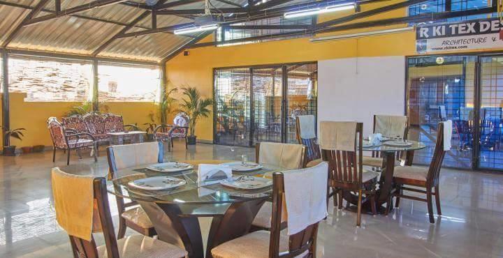 Hotel Av Comforts Settahalasūr Exterior photo