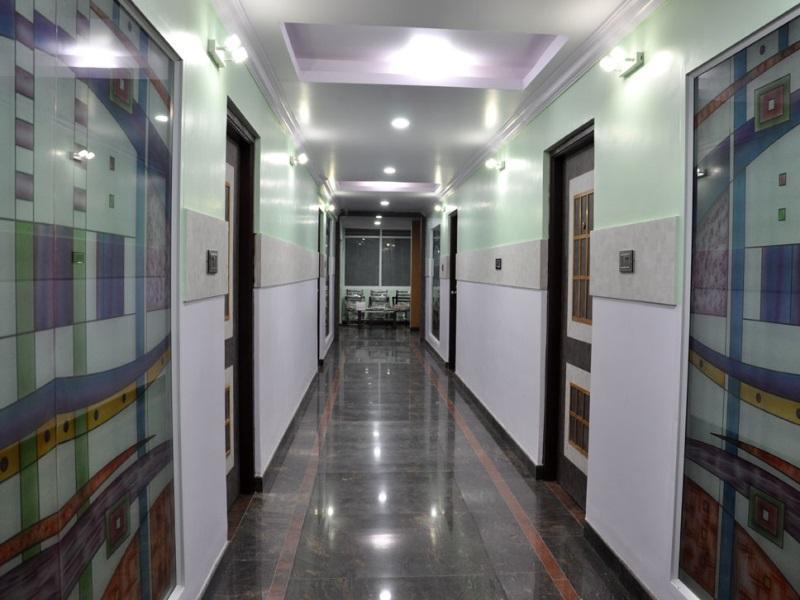 Hotel Av Comforts Settahalasūr Exterior photo